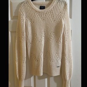 Abercrombie & Fitch Knit Sweater (Size M)